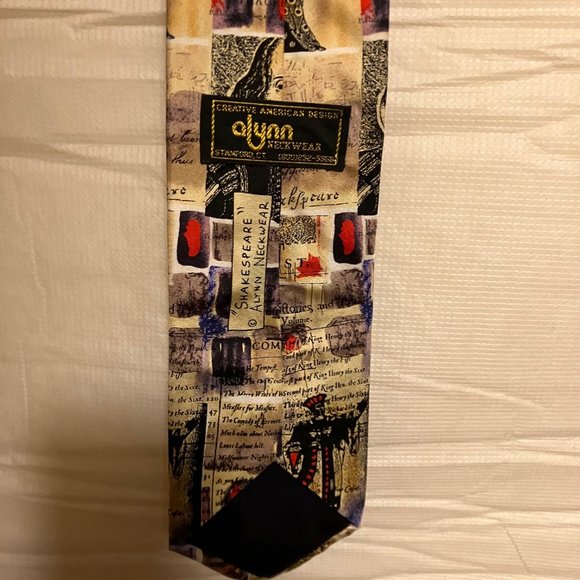 Nice Silk Shakespeare Tie - Picture 3 of 4